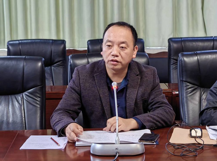 谭校.jpg