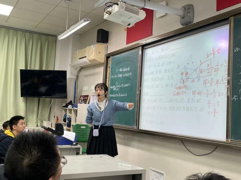 1704643383237965.png 张南方.png