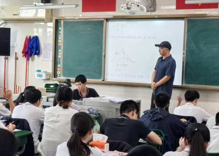 唐辉.png